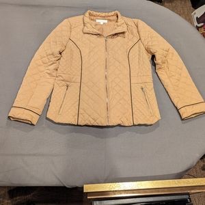 Woman's New York & Company Quilted Jacket Tan XL